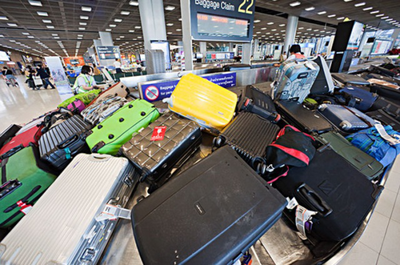 為什么都說下飛機后行李箱上的標簽最好留著？行李托運的這些小細節(jié)很重要