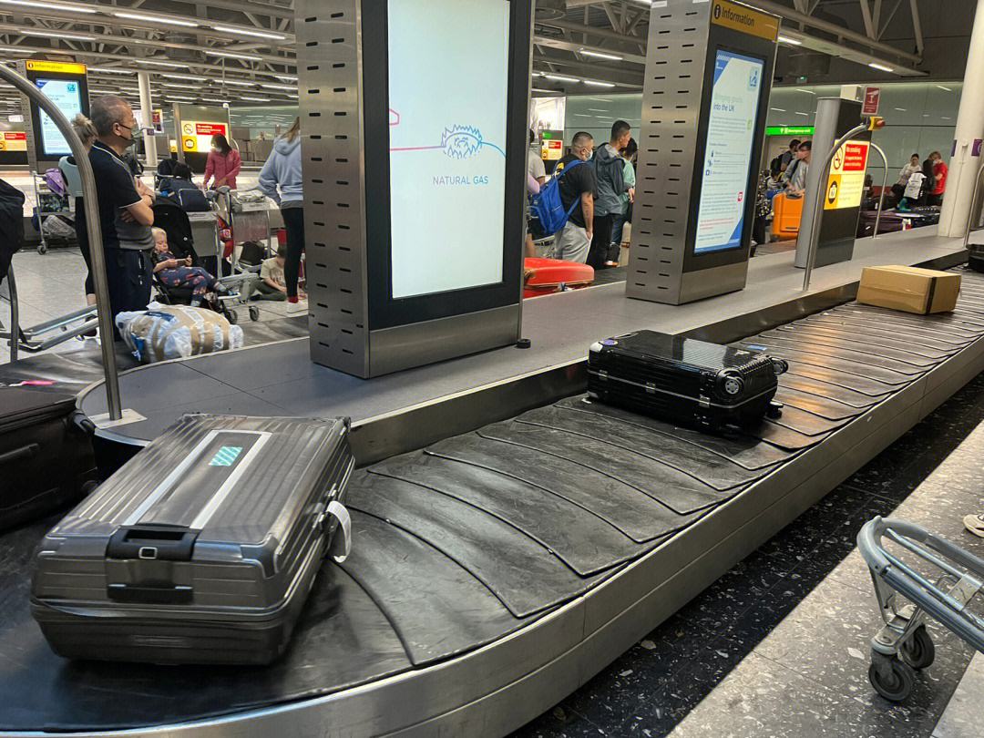 倫敦希思羅機(jī)場轉(zhuǎn)機(jī)攻略 行李重新托運全指南